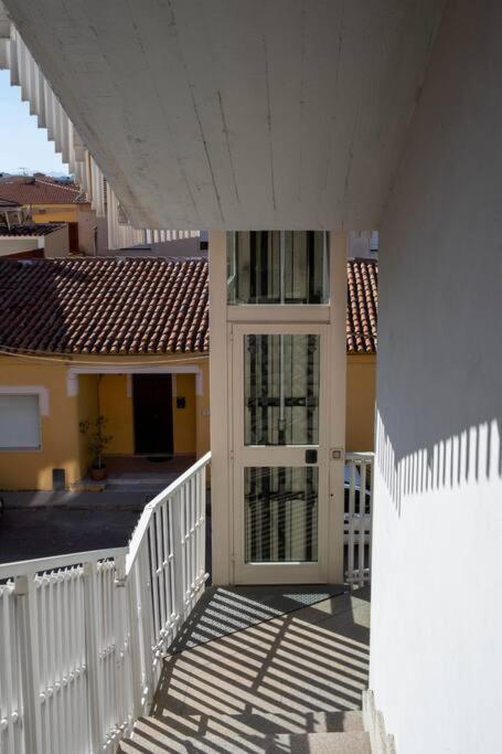 Sunny Rooftop Loft With Gorgeous Views Of Olbia Exterior photo