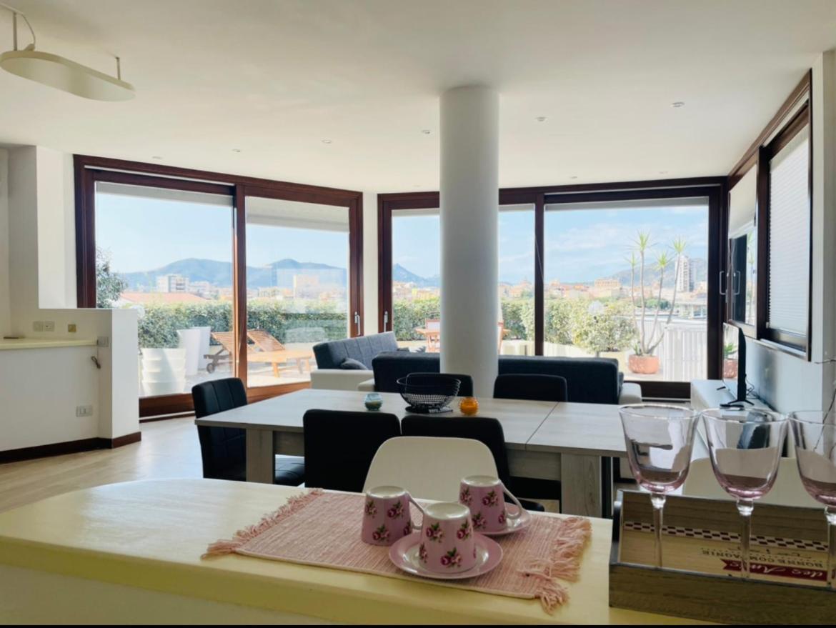 Sunny Rooftop Loft With Gorgeous Views Of Olbia Exterior photo